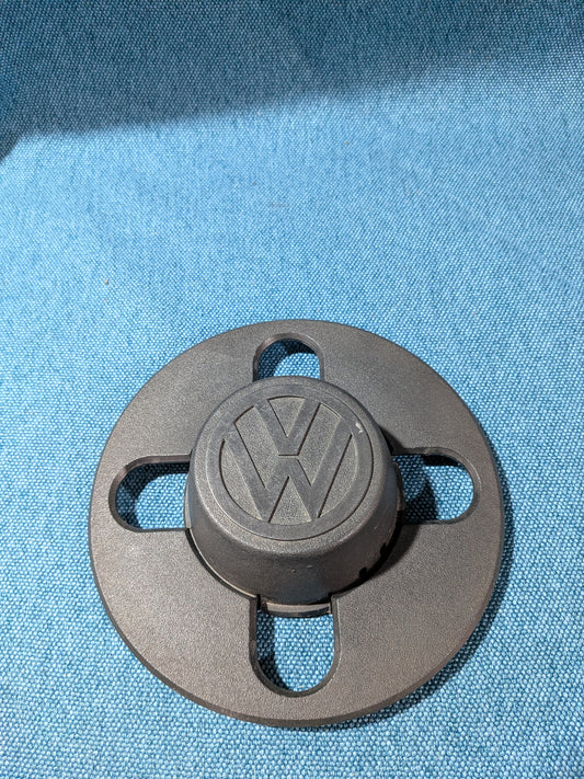 Wheel hubcap for steel rim Golf/Jetta/Scirocco/1/2/Caddy14D/Passat/B1/B2 871601171 Used A9