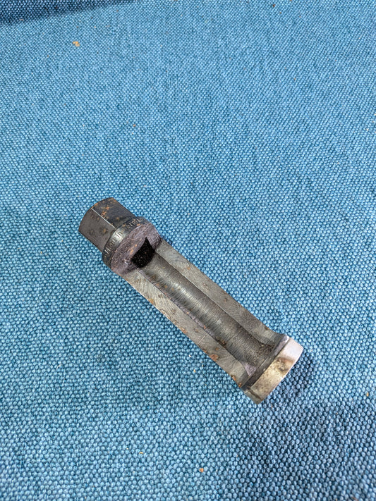 Matra 3362/1 Nuss für Ventilfederspanner Passat/3B/BG/Audi/A4/B5 NOS H2.2