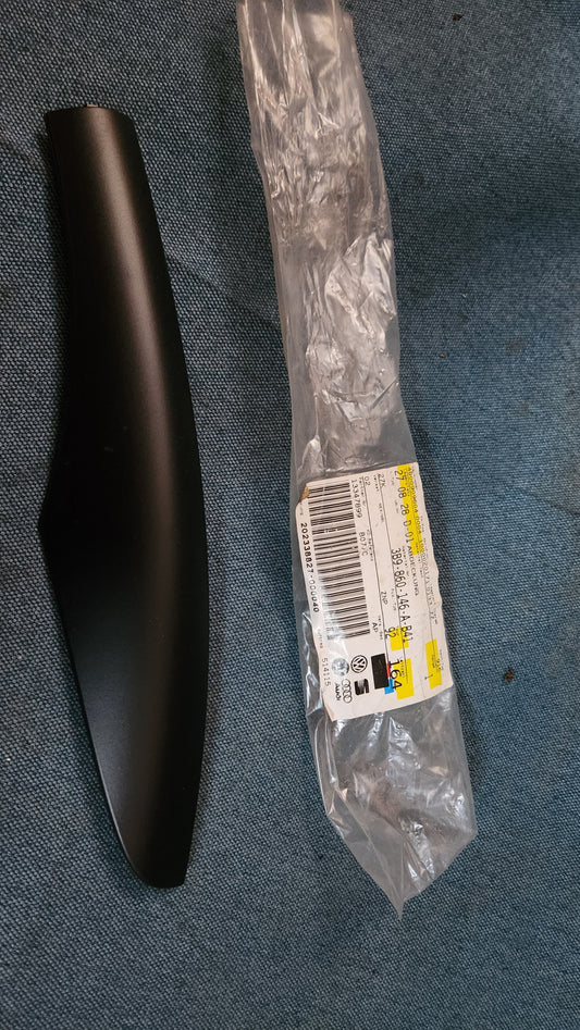 Vw Passat 3B/3BG Abdeckung Dachreling rechts 3B9860146A Nos B3