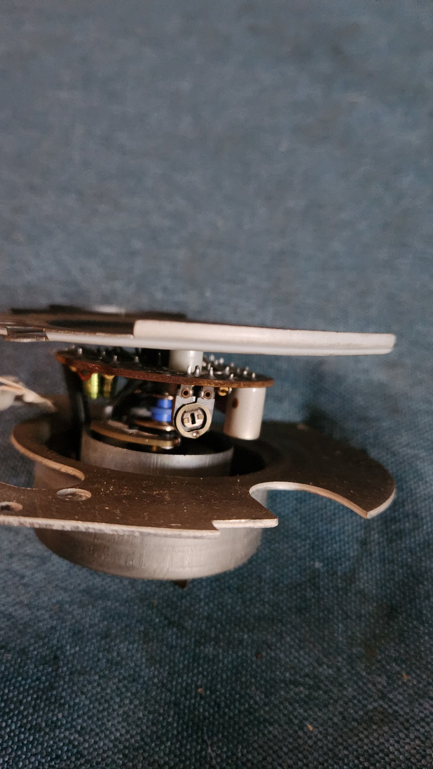 Audi 80 B1 Passat B1 Drehzahlmesser DZM Tacho 321919253B Nos E8