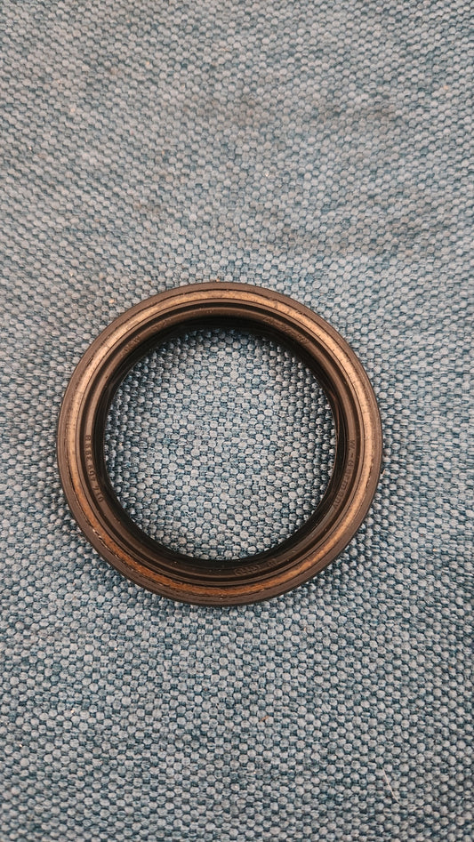 Oil seal differential 4-speed Golf/Jetta1/Caddy14D/PassatB2/Polo86C/Santana/Scirocco1/2 014409399D Nos I7
