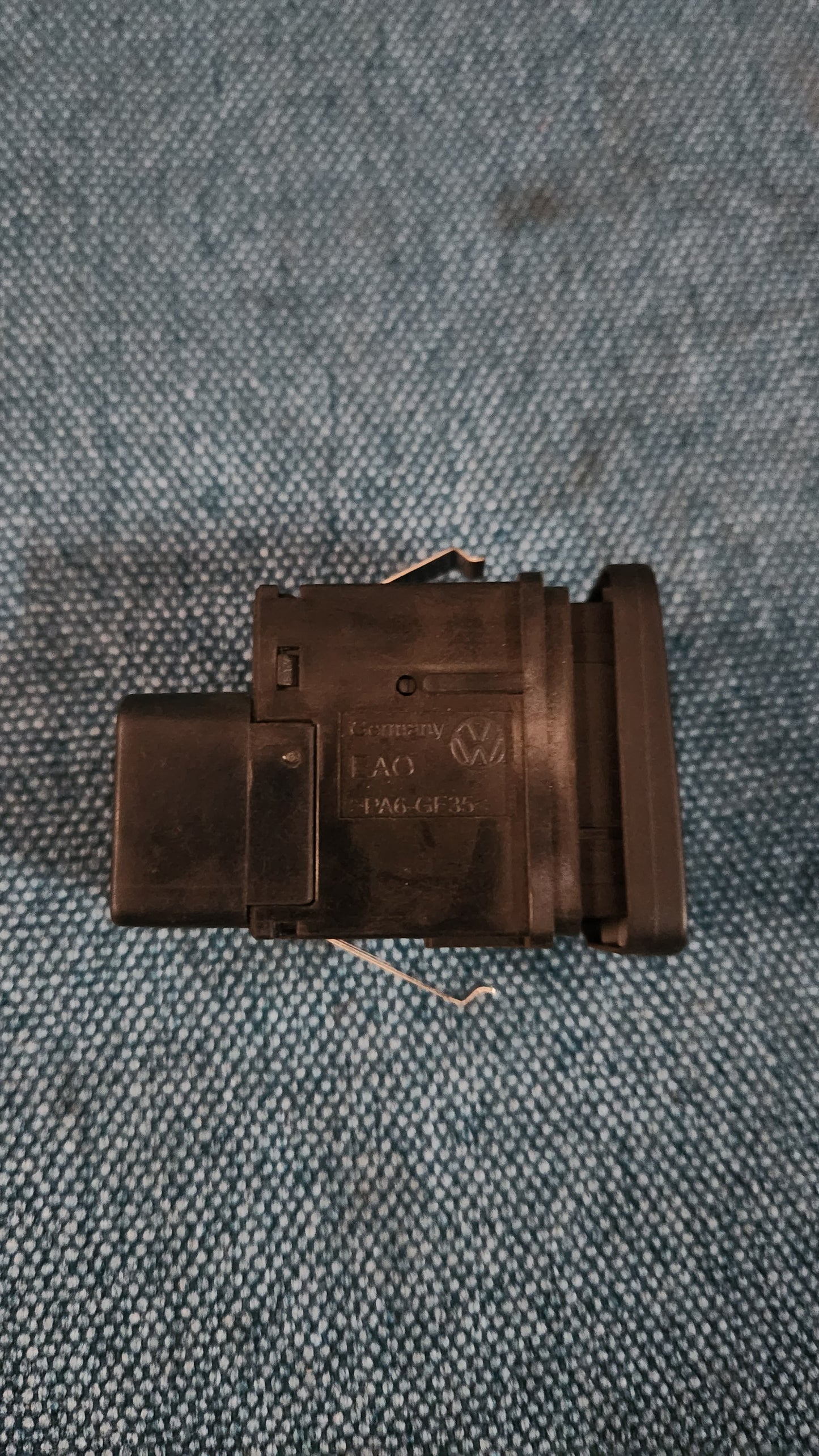 Switch Parking Brake Passat 3C5 B6 3C0927225C Nos M8