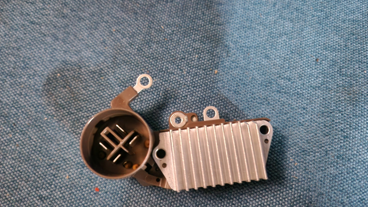 Honda Accord D4 126000-2020 Alternator Regulator Nos A1