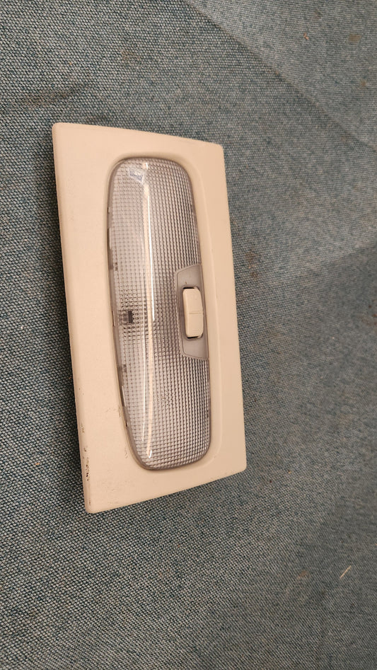 Ford Fiesta Mk7 Inennraumleuchte Leselampe 8a6113733 Gebraucht B3