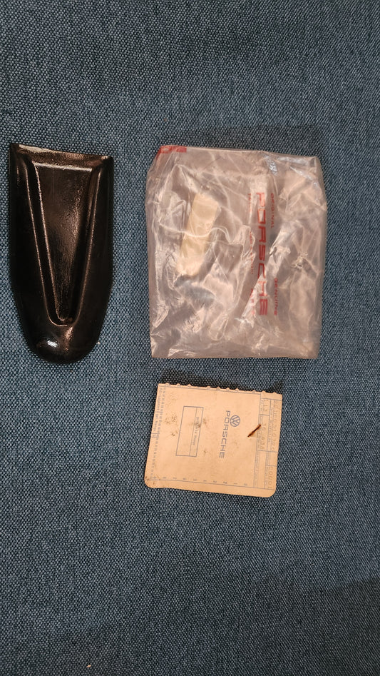 Seatbelt cover, upper, Porsche 911/912 90180310720 Nos K5