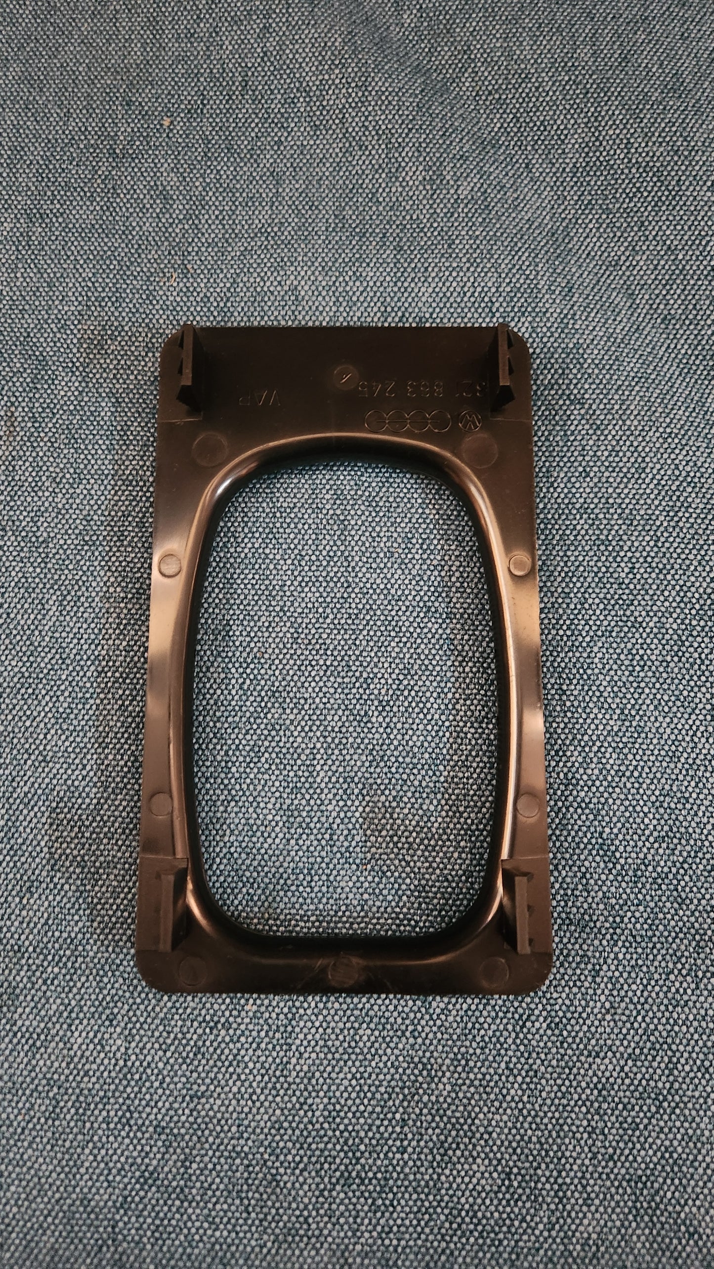 Rahmen Mittelkonsole Passat B1 321863245 Nos L8