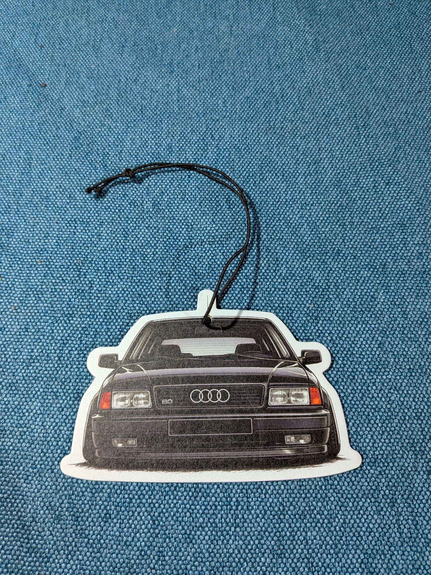 Duftbaum/Duftanhänger Vanilla Audi 80 B3/B4 Tuning Design Front Ansicht