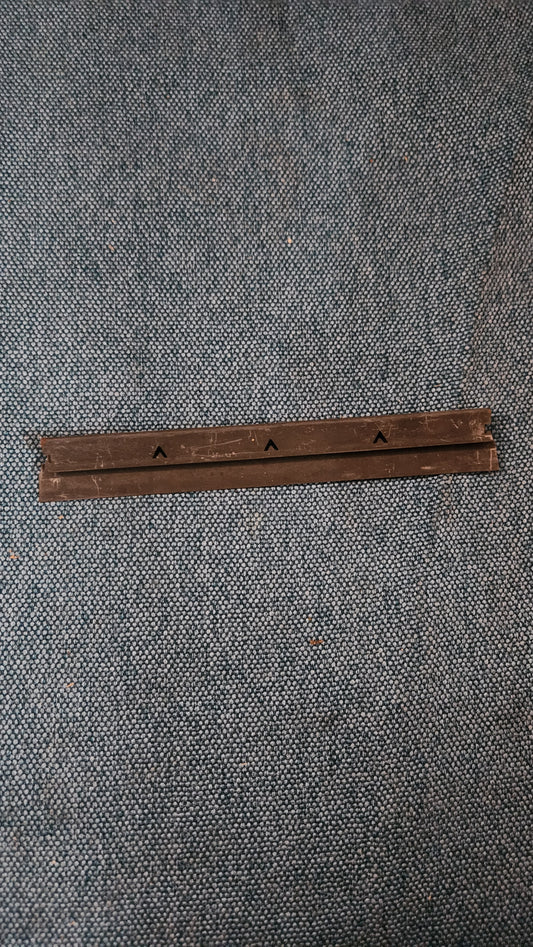 Klammer Klemmleiste Audi 80 B1 825863249 Nos S3