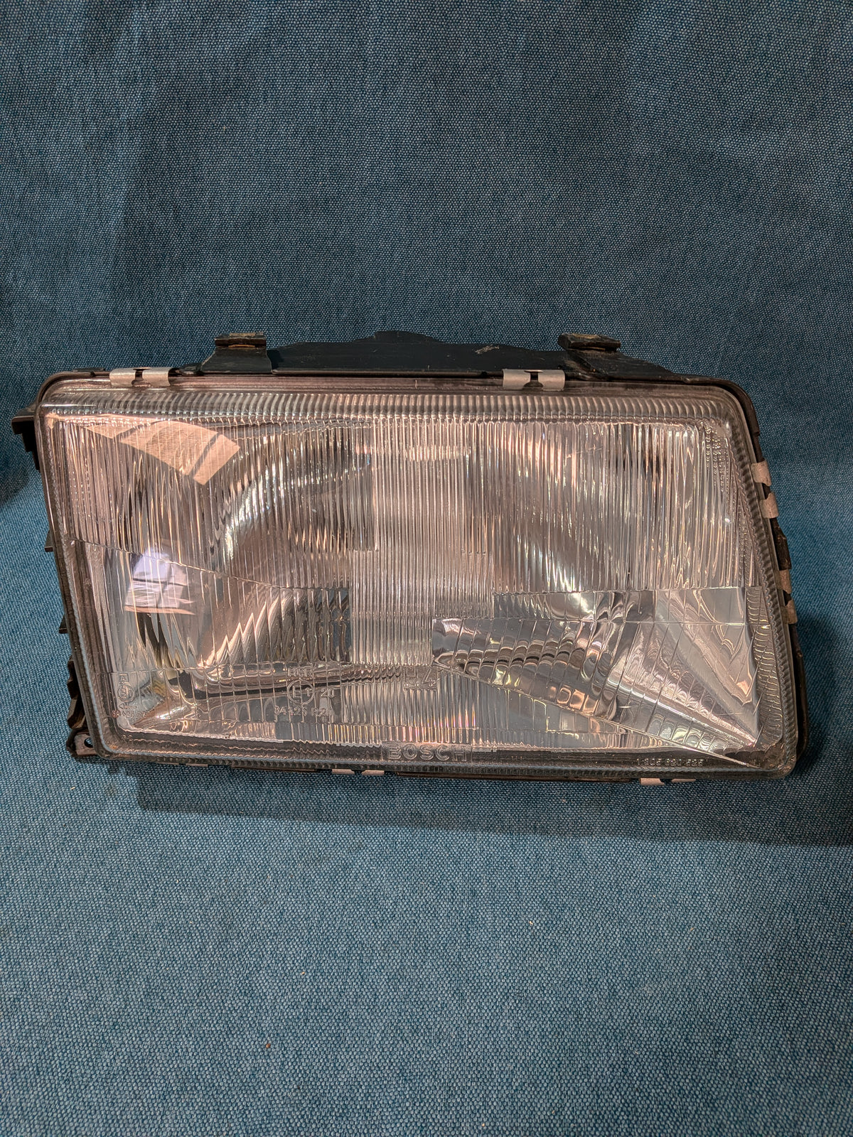 Scheinwerfer Bosch rechts Audi 100 C3 Typ 44 443941030A NOS B8