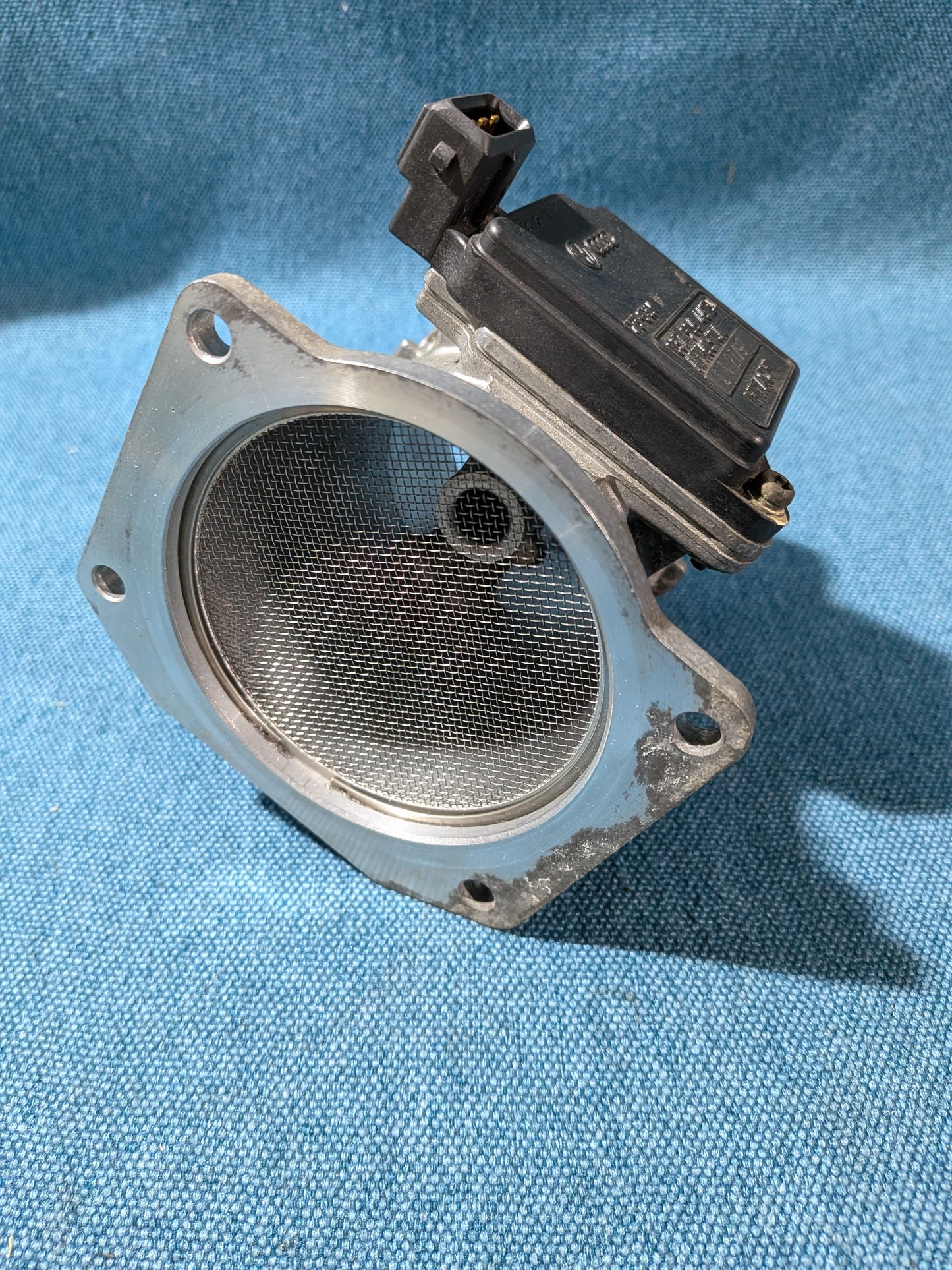 Mass Air Flow Sensor (MAF) Corrado/Golf 3/4/Vento/Cabrio/Passat B4/Polo 6N/Sharan/Audi A4 B5/A6 C4 037906461B Used A27