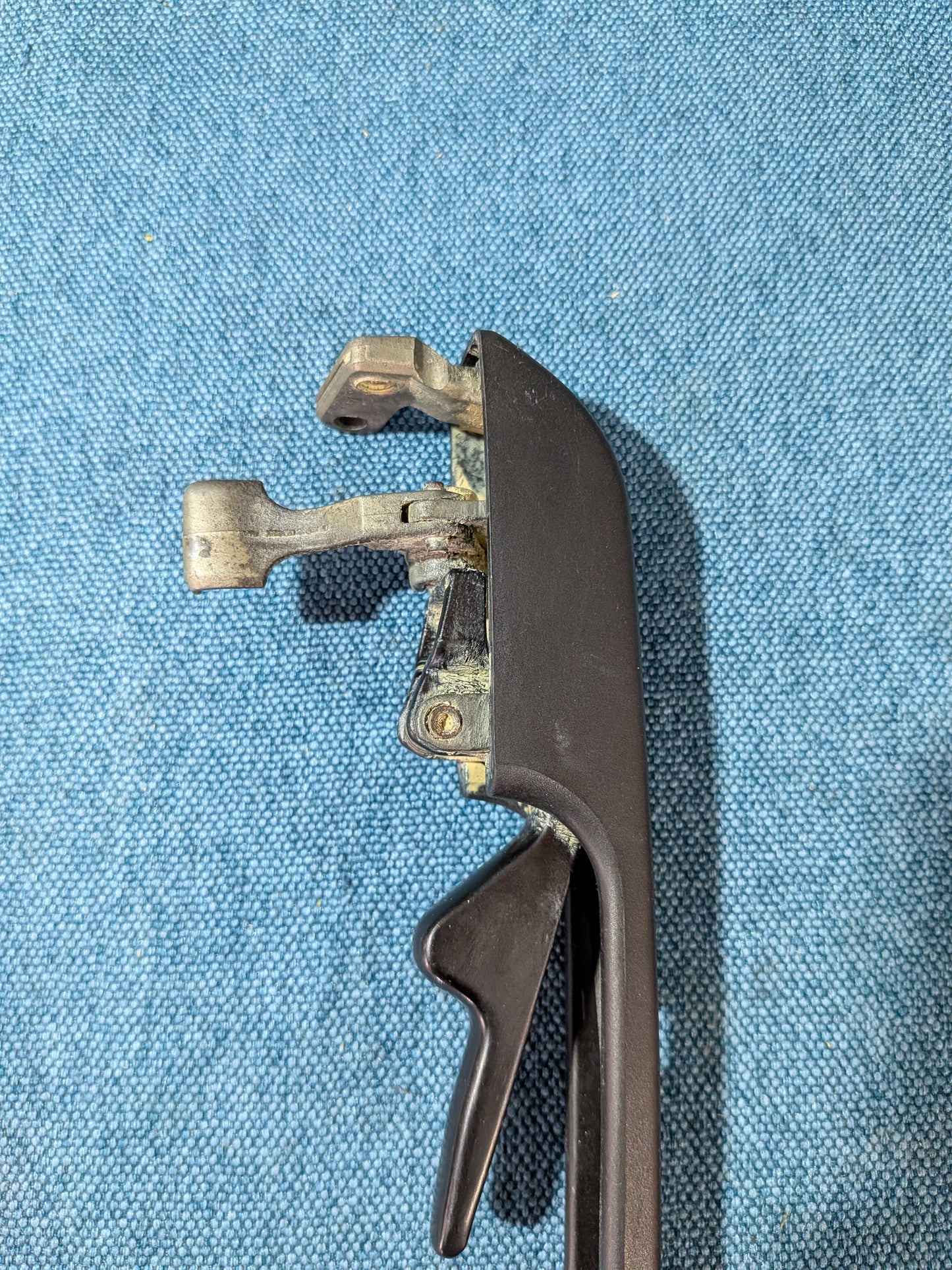 Türgriff links Audi 80/90/B2 813839205B Gebraucht F3