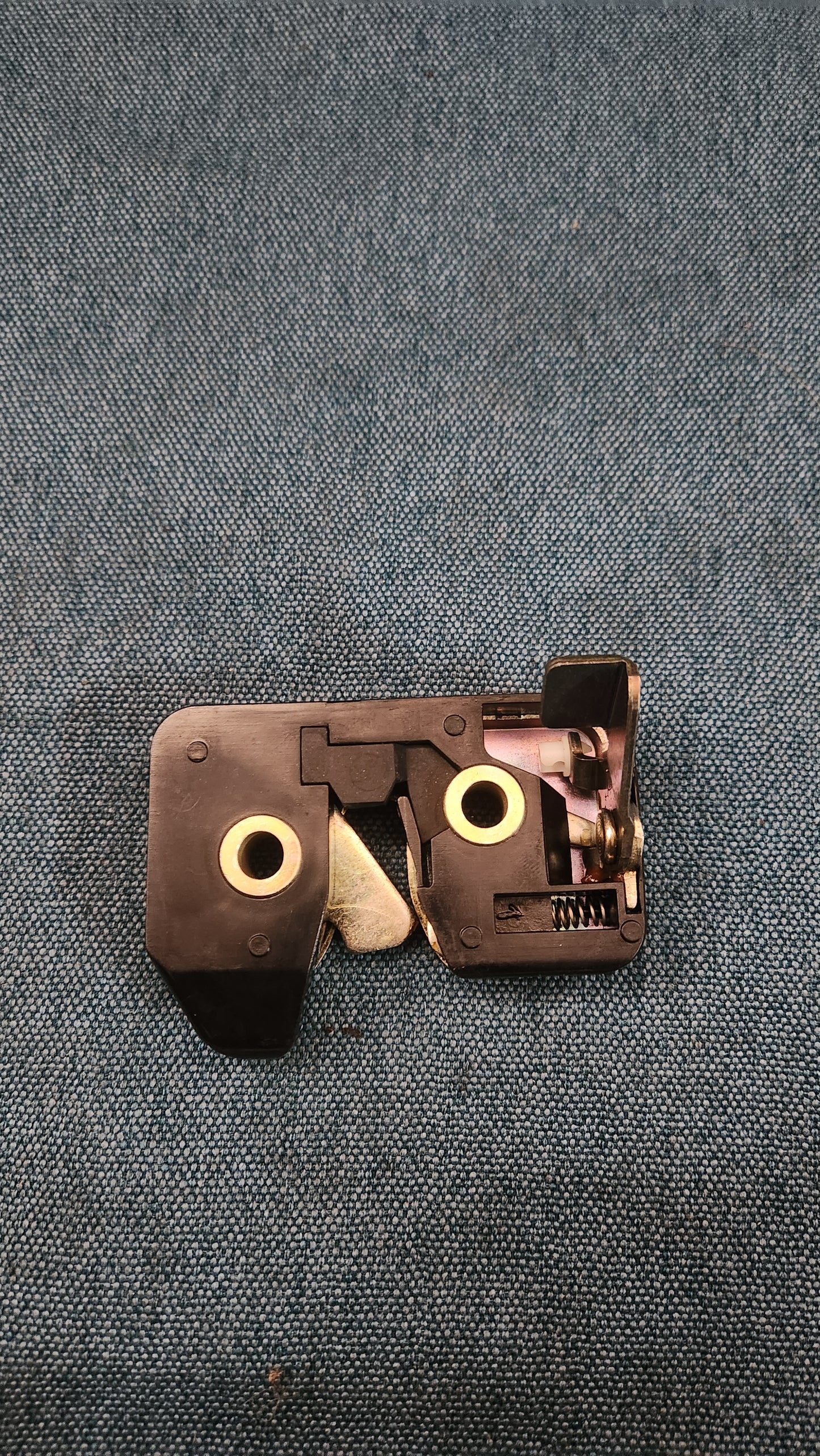 Golf2/Jetta2 Heckklappenschloss 191827505 Nos H1