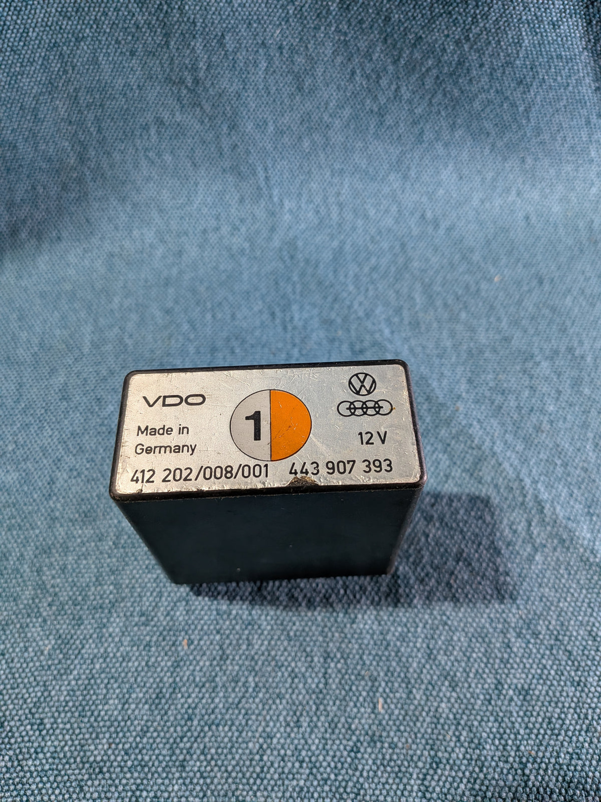 Idle Stabilization Relay 5 Cylinder Audi/80/90/B3/B4/100/200/C3/C4 443907393 Used K2