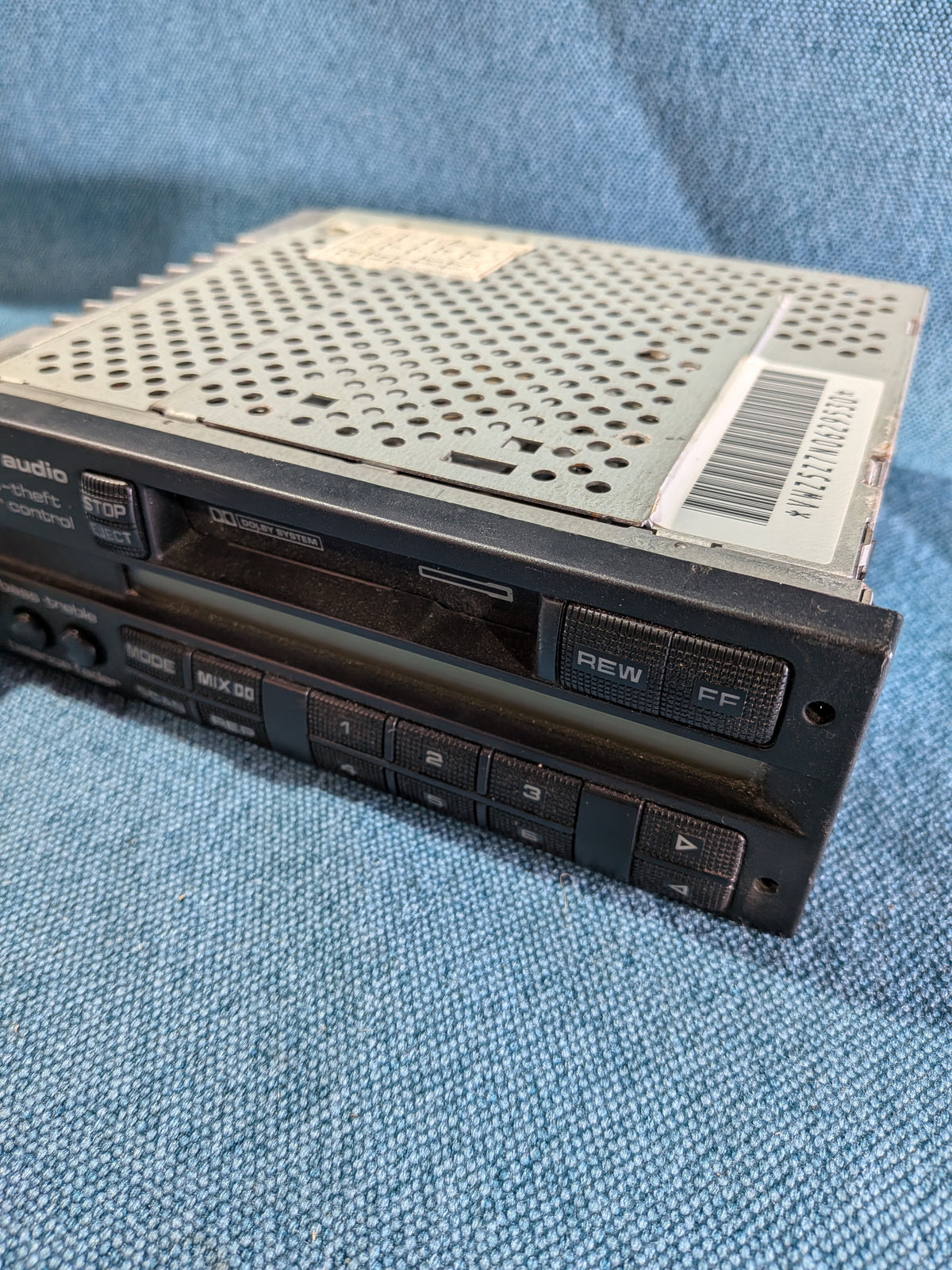 VW Premium Audio Radio Without Code 357035186H Used E11