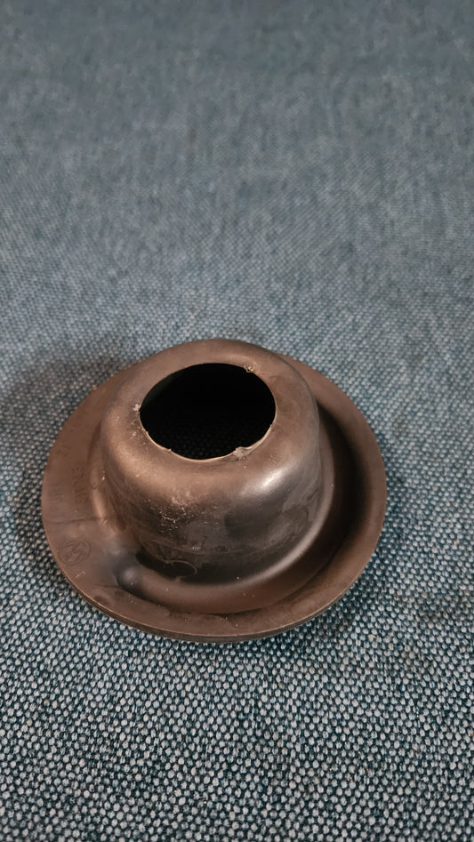 Abdeckung Stoßdämpfer T4 Bus 701511143 Nos M2