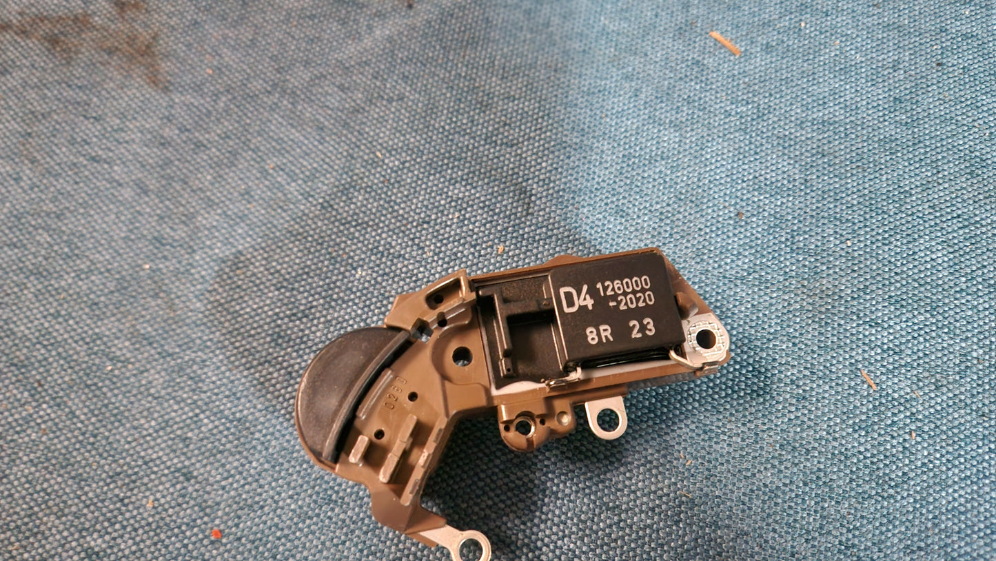 Honda Accord D4 126000-2020 Alternator Regulator Nos A1