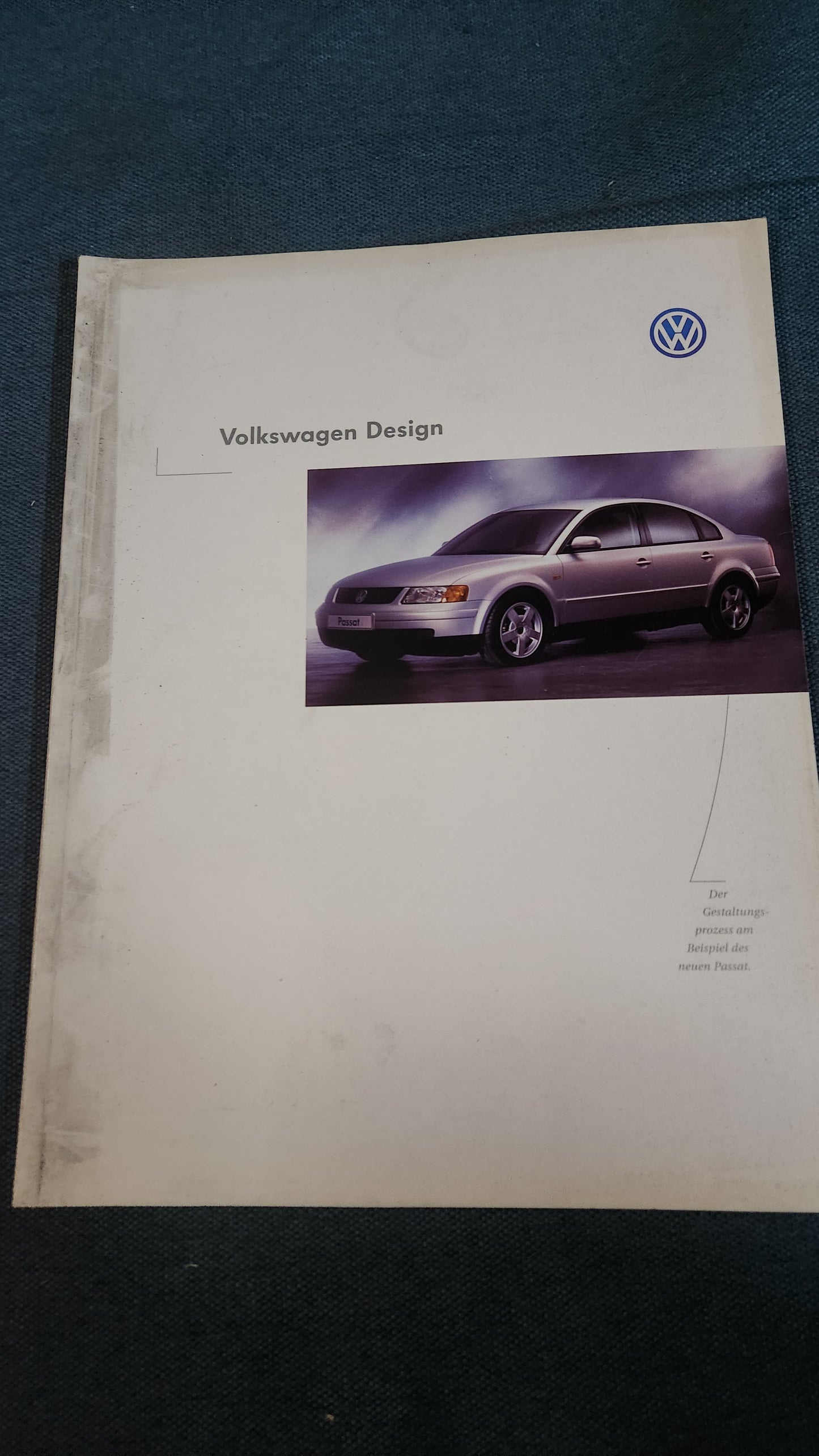 Passat 3B B5 Volkswagen Design Prospekt Heft Buch