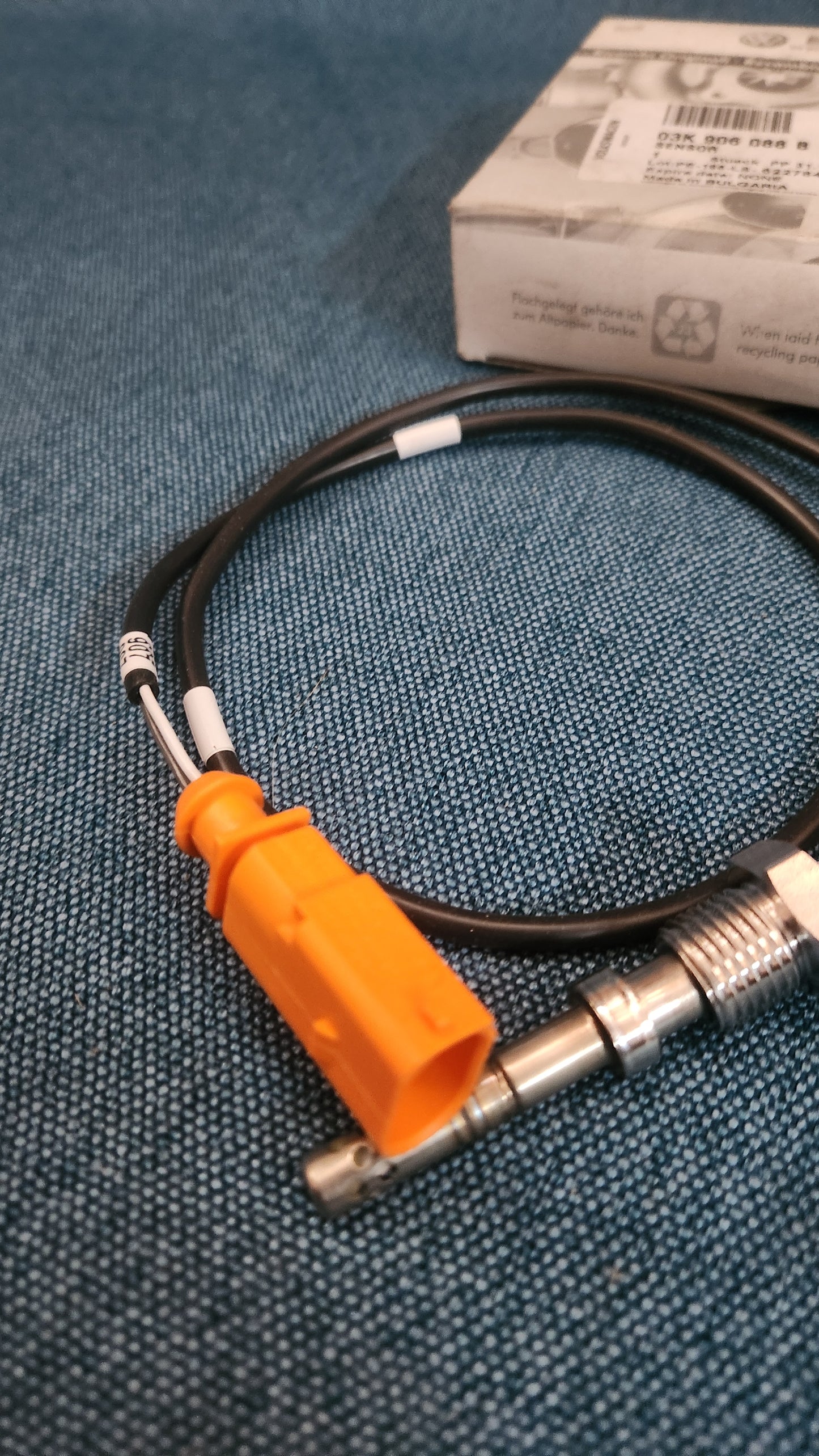 Abgastemperatursensor T5 Bus 03K906088B Nos M5