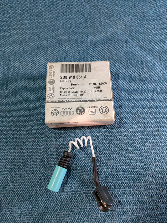 Brake pad wear sensor wire LT2 2D0919351A NOS N1