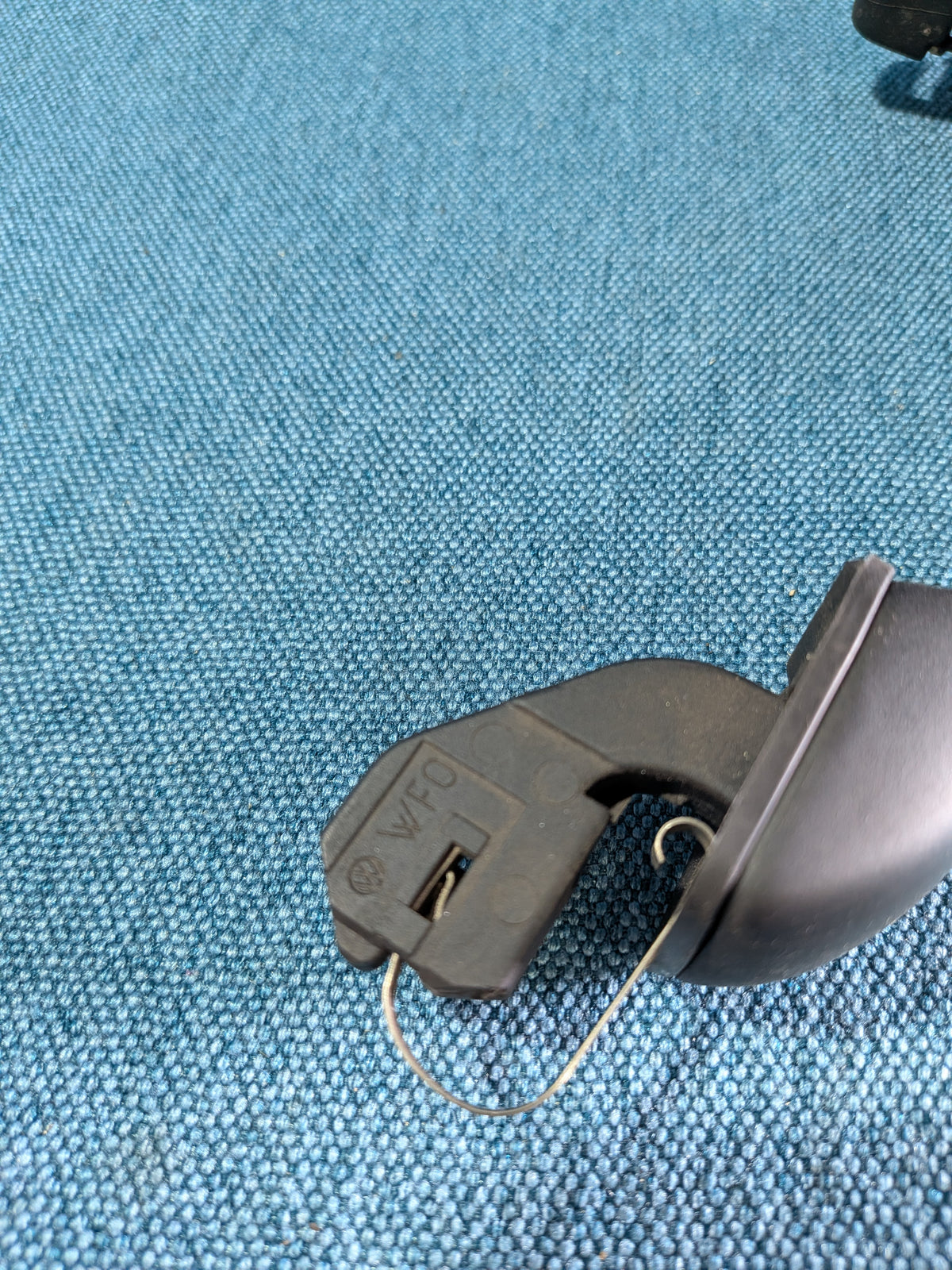 Türgriff vorne links Golf 3/Cabrio/Vento 1H0837207 NOS B10