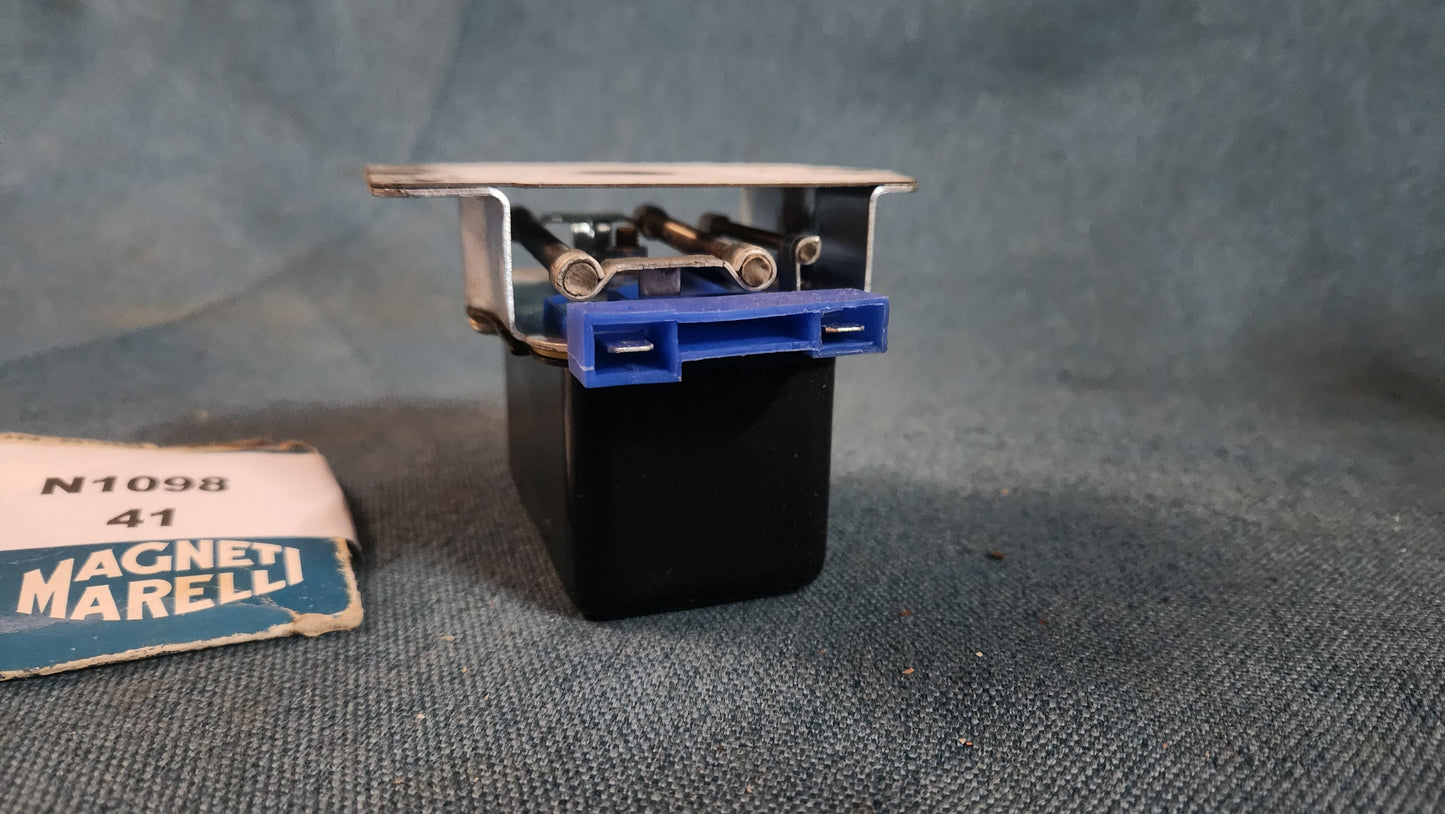 Lichtmaschienenregler Magneti Marelli Fiat 124 125 Lancia Beta 63472000 NOS B3