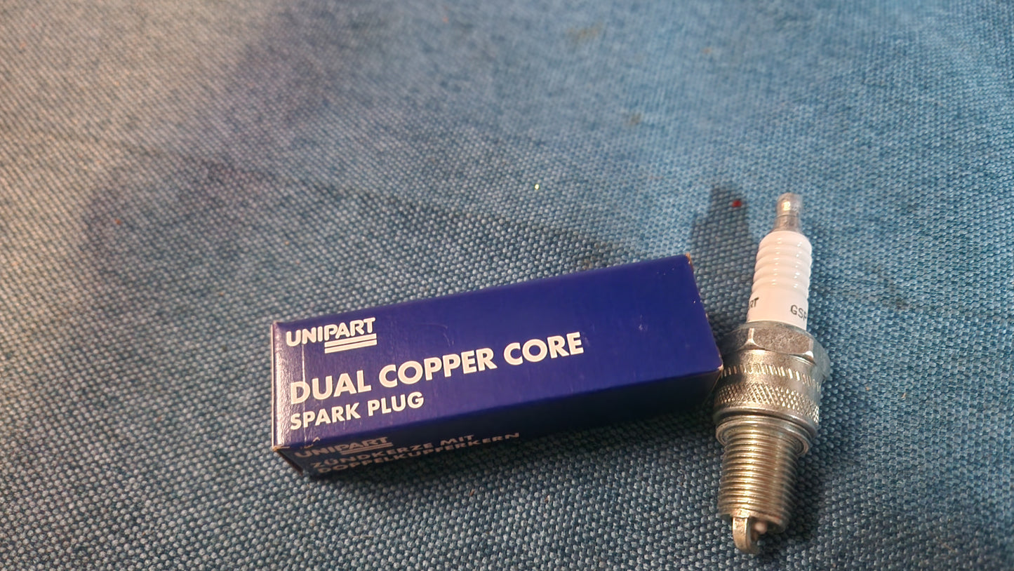 GSP6462 Spark Plug Rover Range Rover Triumph Land Rover SD1 Unipart Nos A2