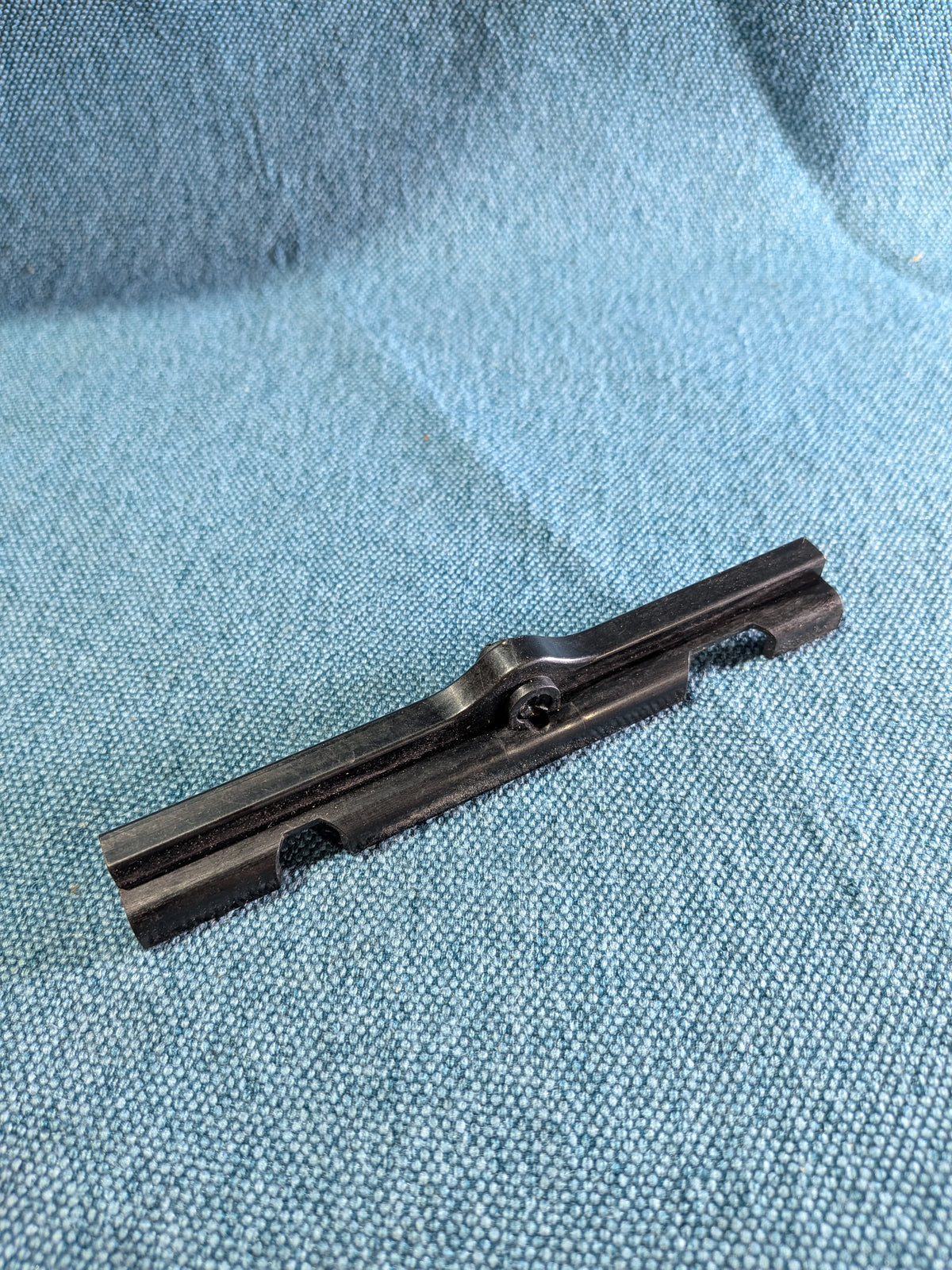 Kabelkanal Kabelféierung Passat B2/Audi 80/B3/B4 893971824A Gebraucht I9