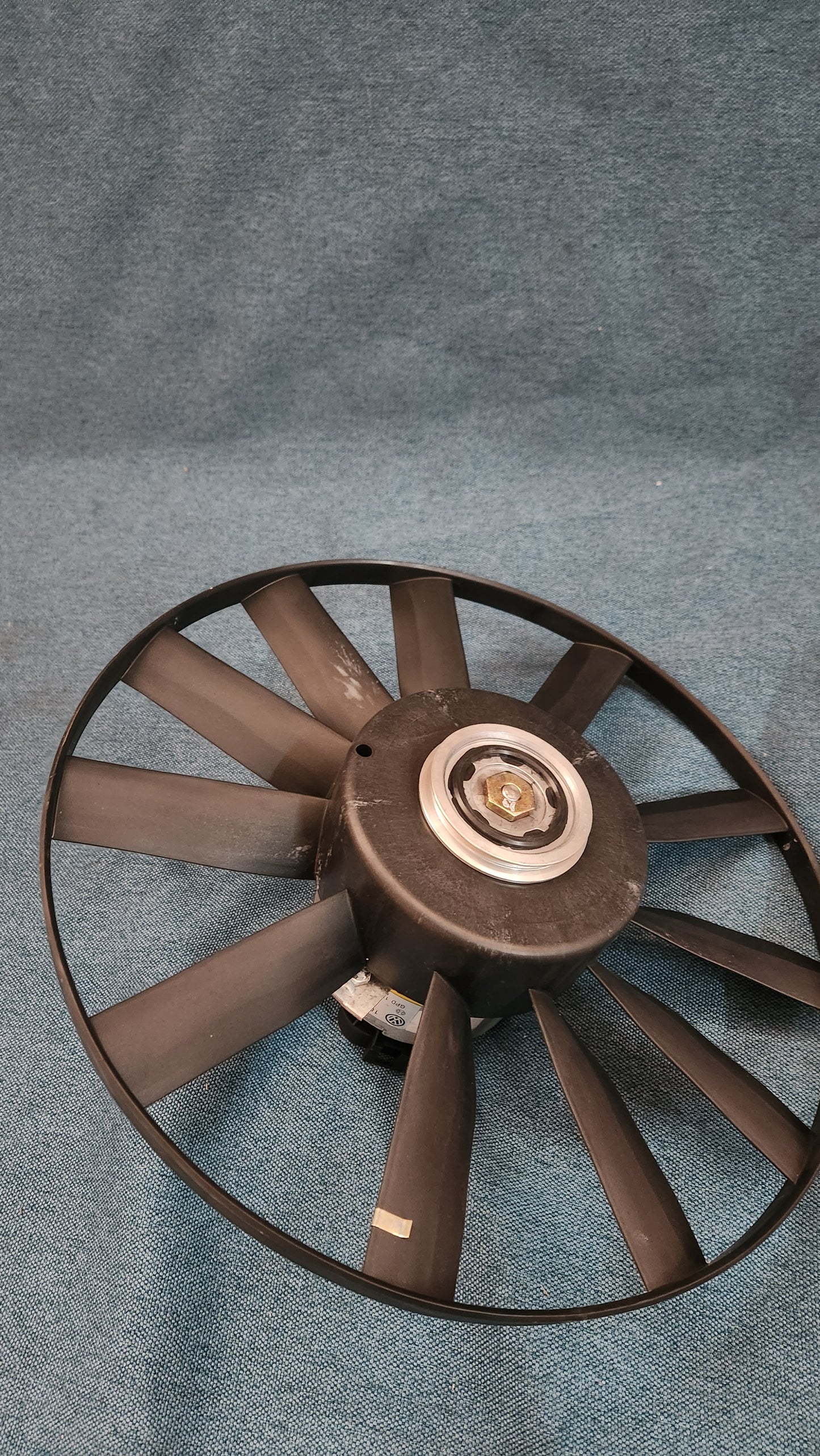 Kühlerlüfter Golf3/4/Vento/Corrado 100959454 Nos T1/2