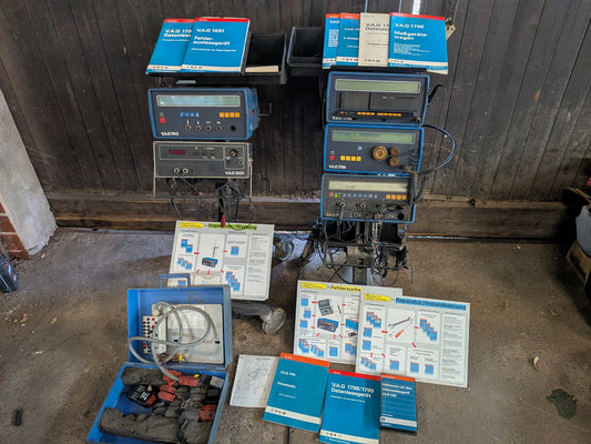 VAG Tester Turm Set VAG1798/1788/1743/1500/ 1767 und VAG 1466 Relais Tester inklusive Zubehör Gebraucht