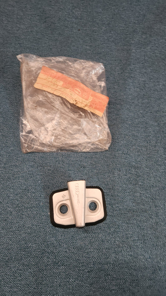 Türschloss Platte Audi 80 B3/B4/100/200/C3/C4 4A0837035 Nos H3