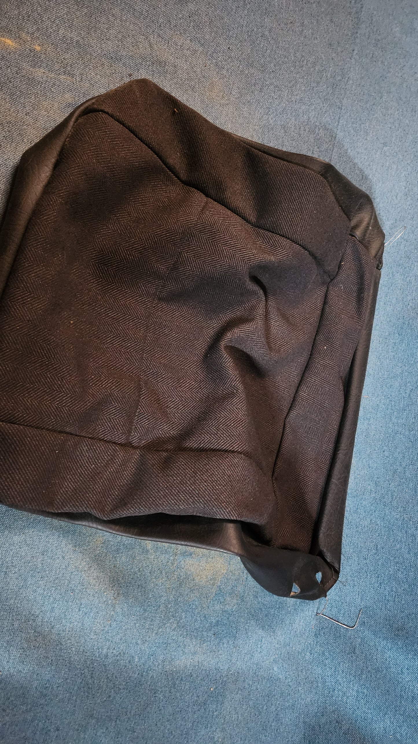 Seat cover Audi 80 90 B3 Grey Fabric 893881405 Nos A3