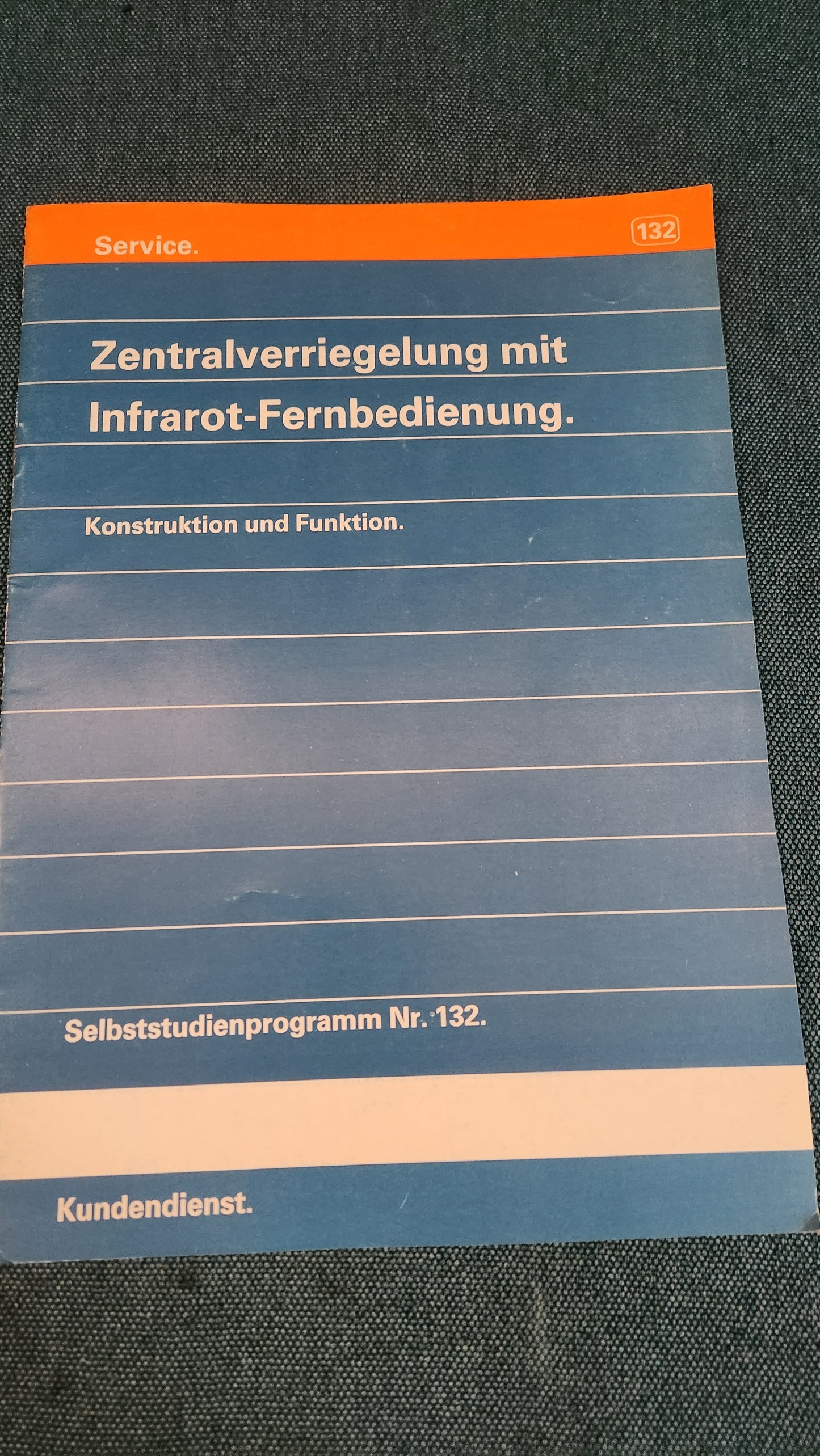 Zentralveriegelung mit Infarot-Fernbedienung Audi V8  Selbststudienpogramm Nr. 132 Werkstattbuch Reparaturleitfaden