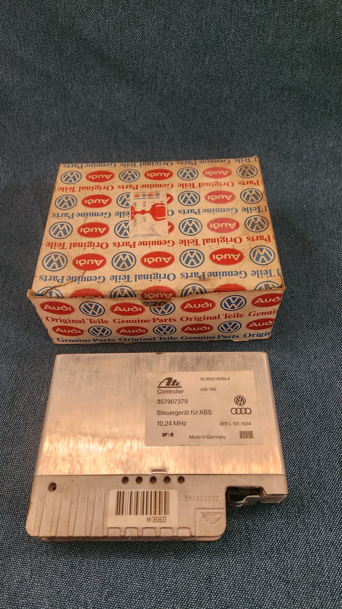 ABS Steuergerät Golf/Jetta2/Passat B3/B4/Corrado 357907379 Nos F5