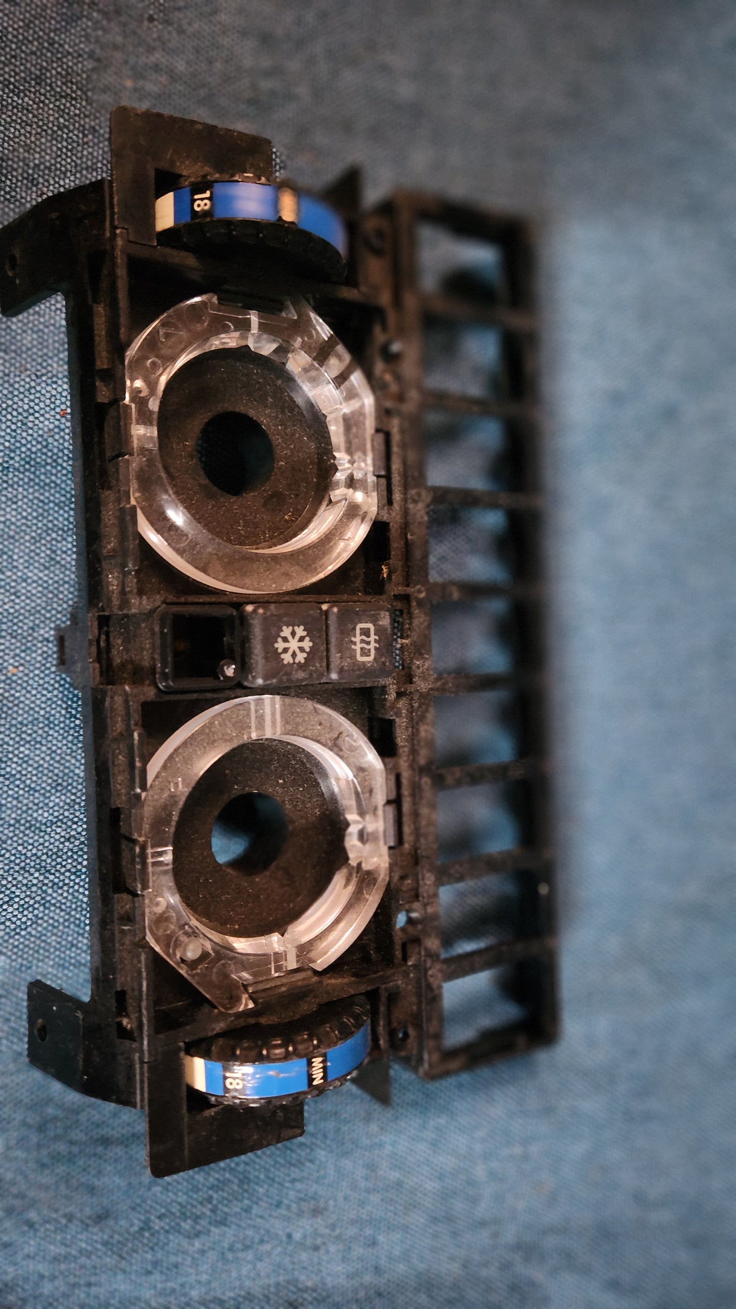 Mercedes W124 Klimabedienteil 1248301985 Gebraucht D8