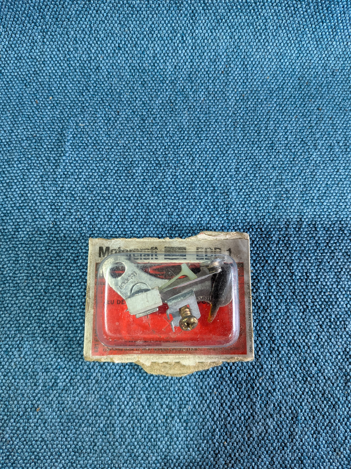 Breaker Point 681F12107AA Ford/Capri/1/2/Fiesta/1/2/3/Taunus/Escort/1/2 C6AH12171A NOS/New B8