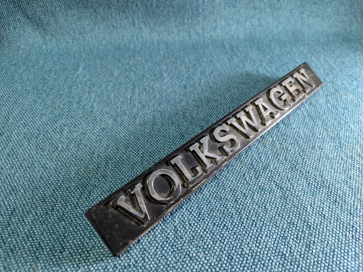 Volkswagen Schriftzug Emblem Golf/Jetta/1/Polo1/Passat B1 171853685A Gebraucht B10