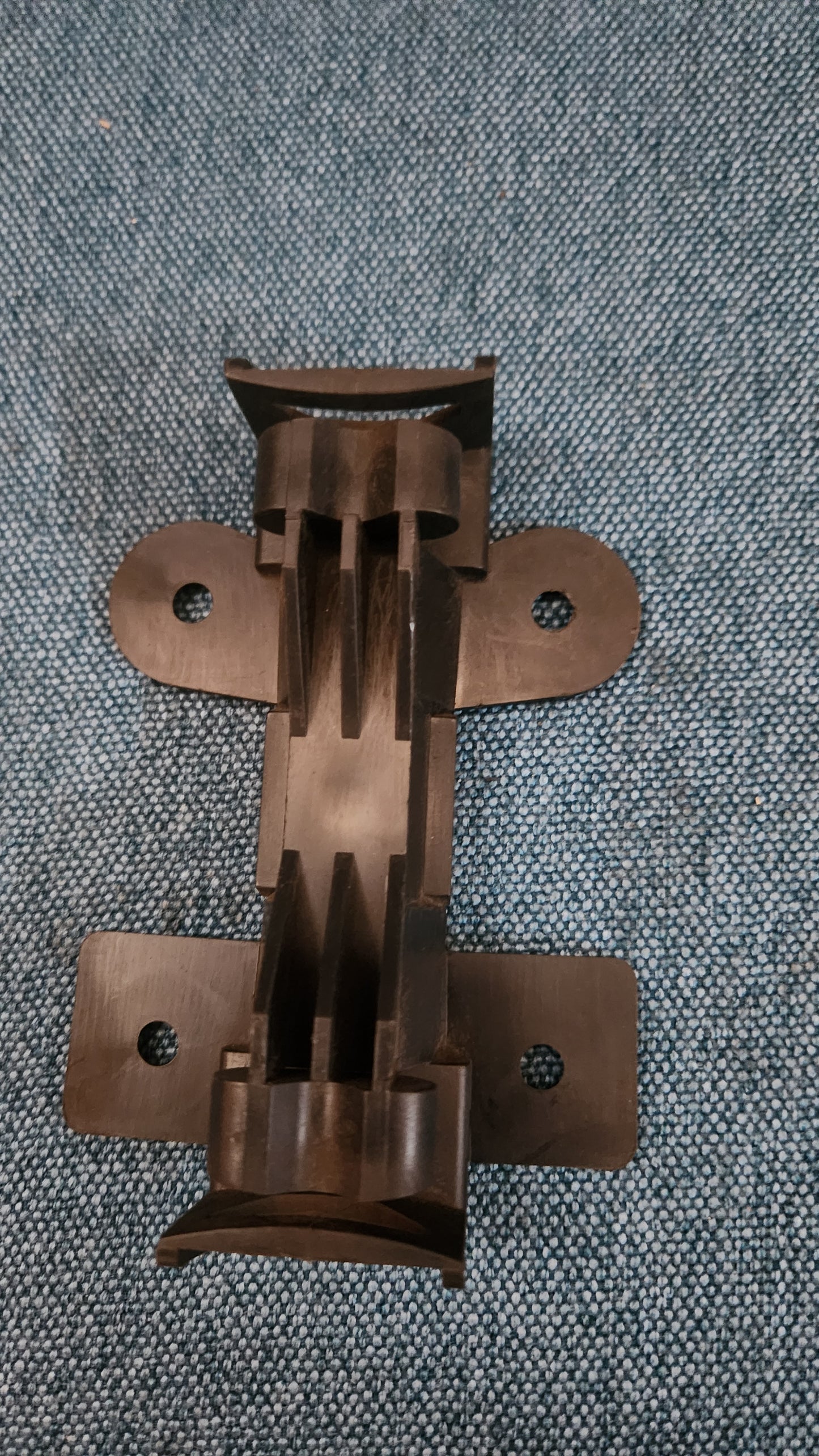 Bumper Bracket Side Audi 80/90/B2/Type 81/85/100/200/C3 Type 44 811807253 Nos G8