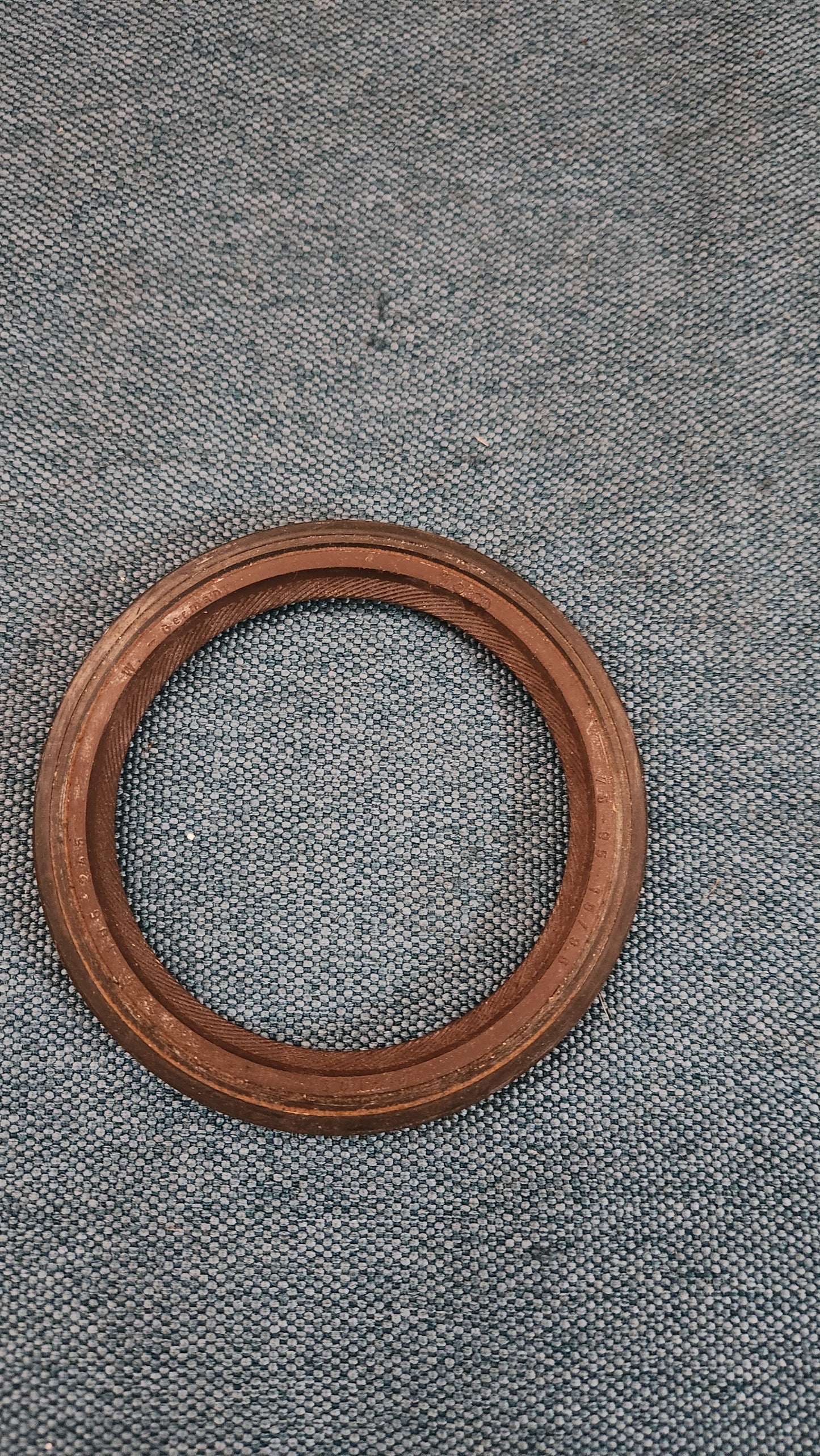 Simmerring Schwungradseite Kurbelwellensimmering T2/T3 029105245 Nos H3