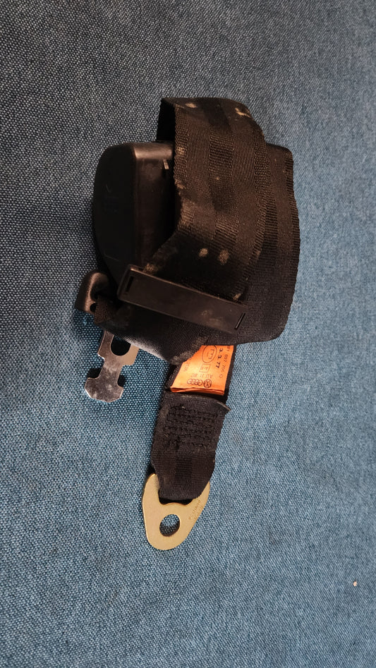 Passat B2 32B Seatbelt Belt 321857705Q New Old Stock I1