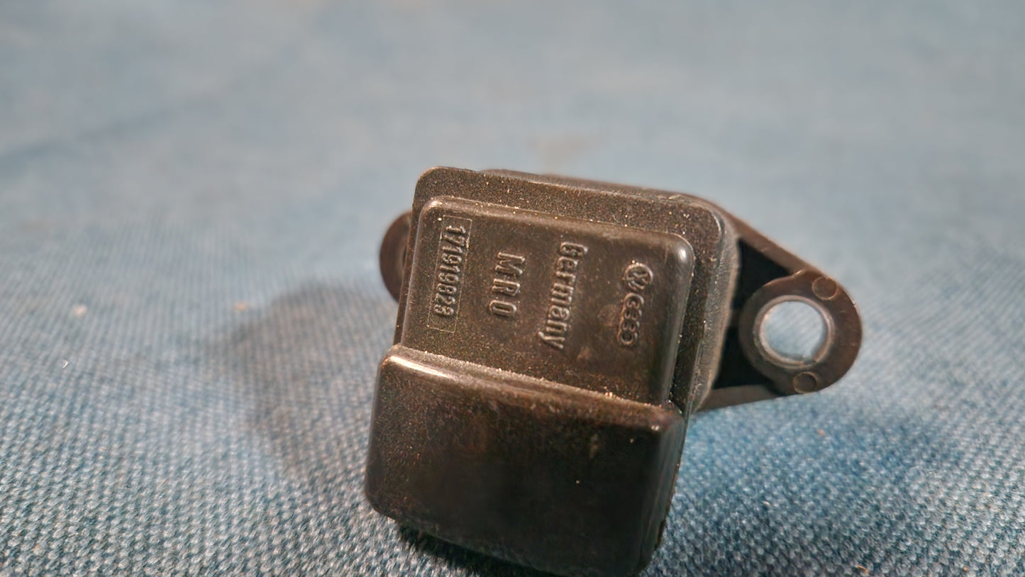 Golf 1 Mehrfachschalter Rücklicht Rückwärtsgang 171919823 Gebraucht B2