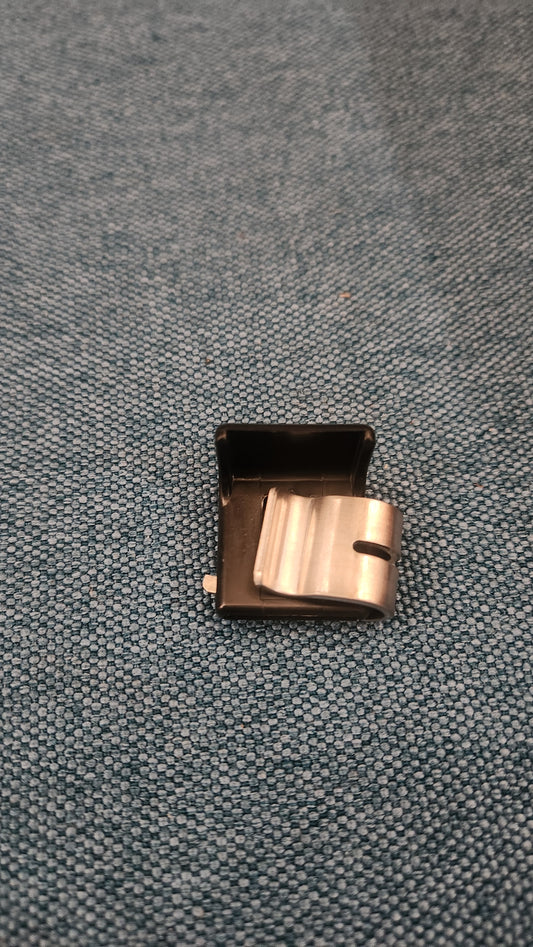 Mud flap clamp Votex 000075135A Nos K7/L3