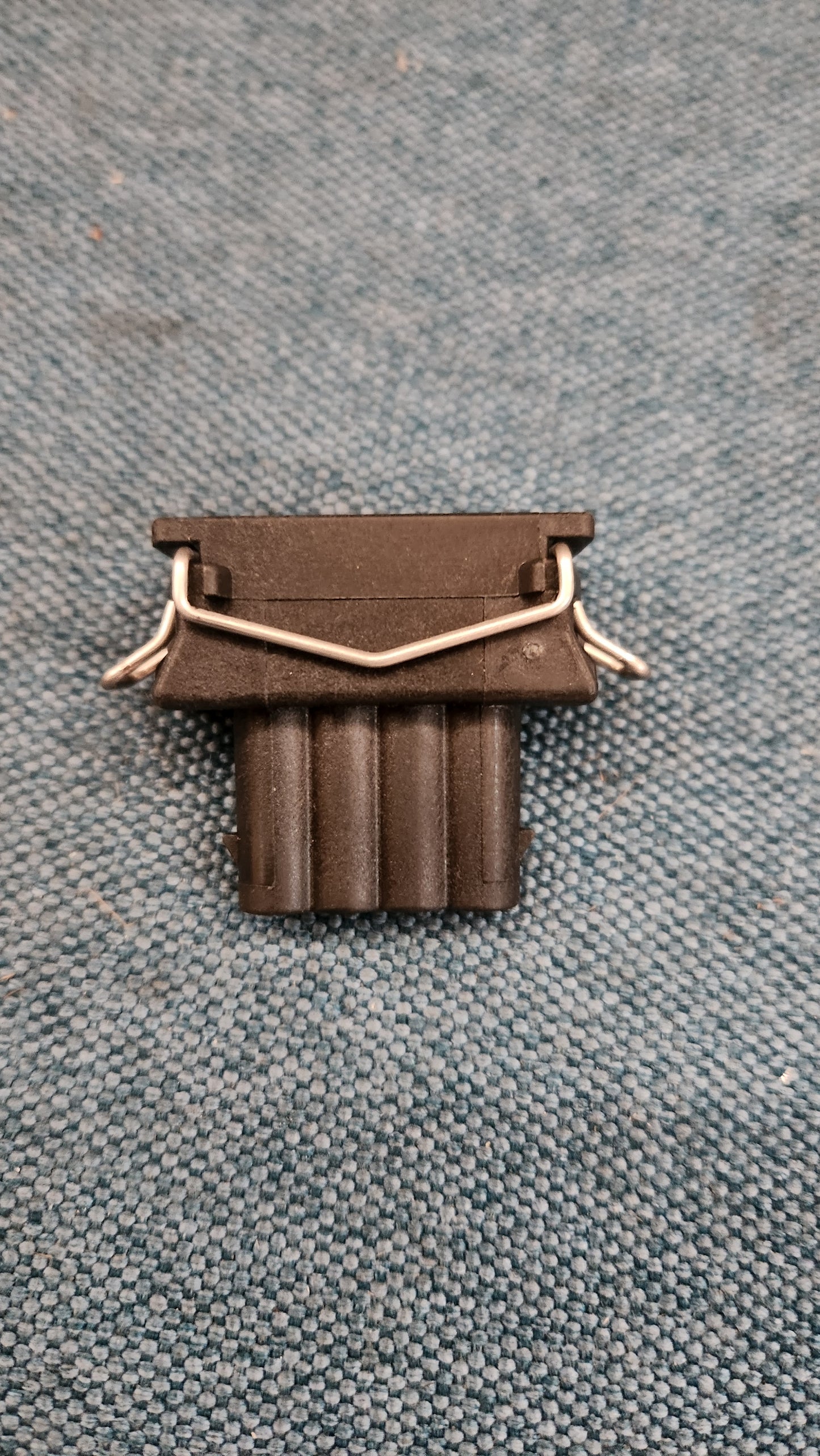 Flachkontaktgehäuse Golf/Jetta2 Vw Audi 357972754 Nos I5