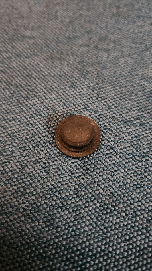 Stopfen Verschlussplatte Ankerplatte Trommelbremse hinten Golf/Jetta/Scirocco/1/2 171609163 Nos M2