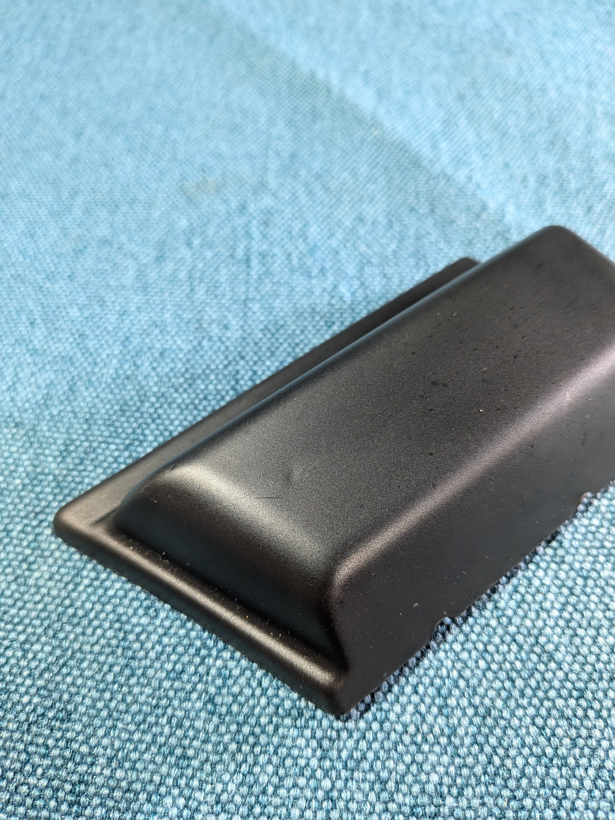 Zierlëscht Kotflügel lénks Golf/Jetta/2 191853517A NOS B15