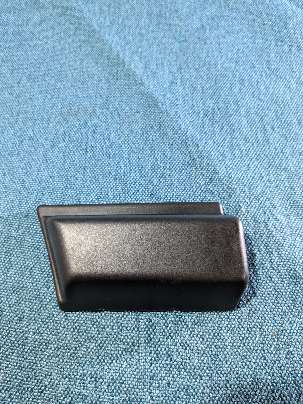 Zierlëscht Kotflügel lénks Golf/Jetta/2 191853517A NOS B15