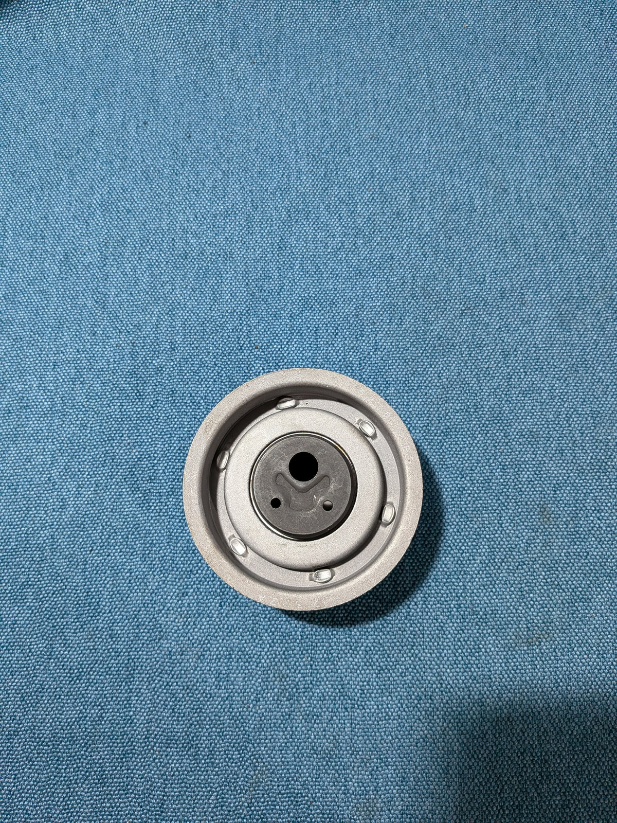 Spannrolle SKF 307739EB Caddy14D/Golf/Jetta/1/2/3/Vento/Iltis/Passat/B1/B2/B3/B4/T3/T4 Bus/Audi 80/90/B2/B3/B4 068109243F NOS/Neu C9
