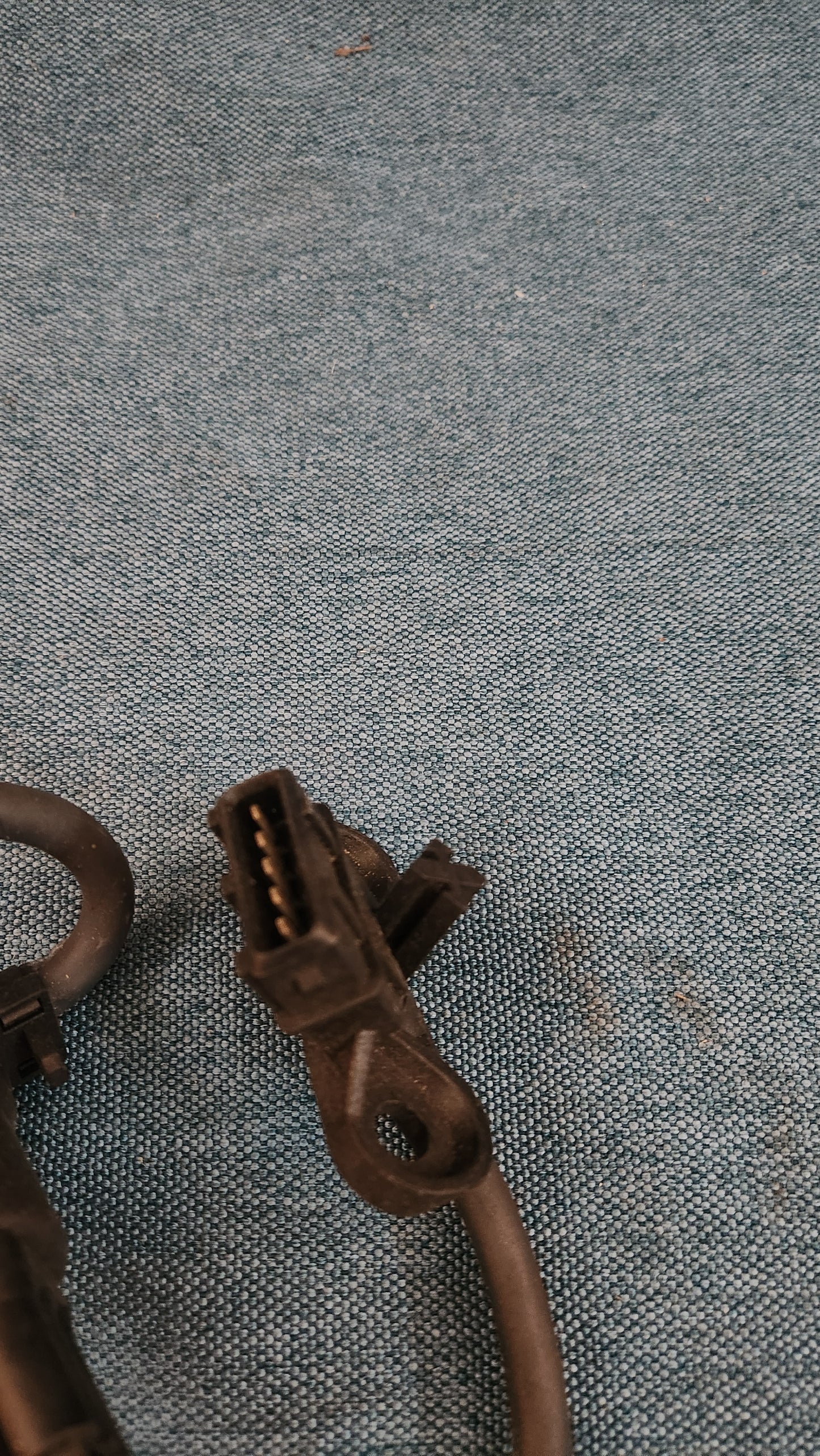 Schalter für Rückfahrlicht Audi 80/90/B2/B3/B4/A6/100/200/C3/C4 012919823 Nos L3