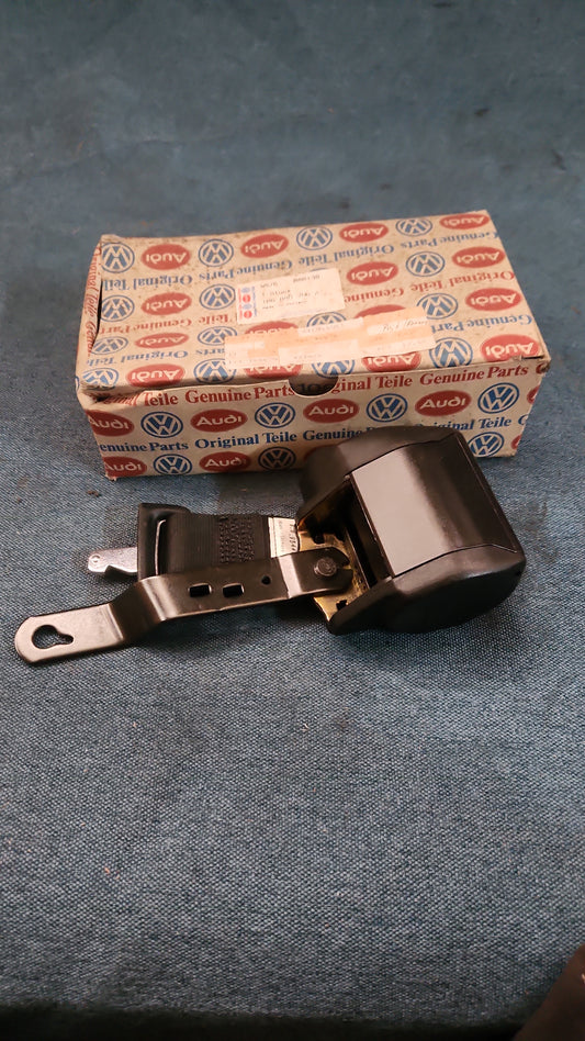 US Postal Golf Belt Golf 1/2 Jetta 1/2 165880705A Nos F5