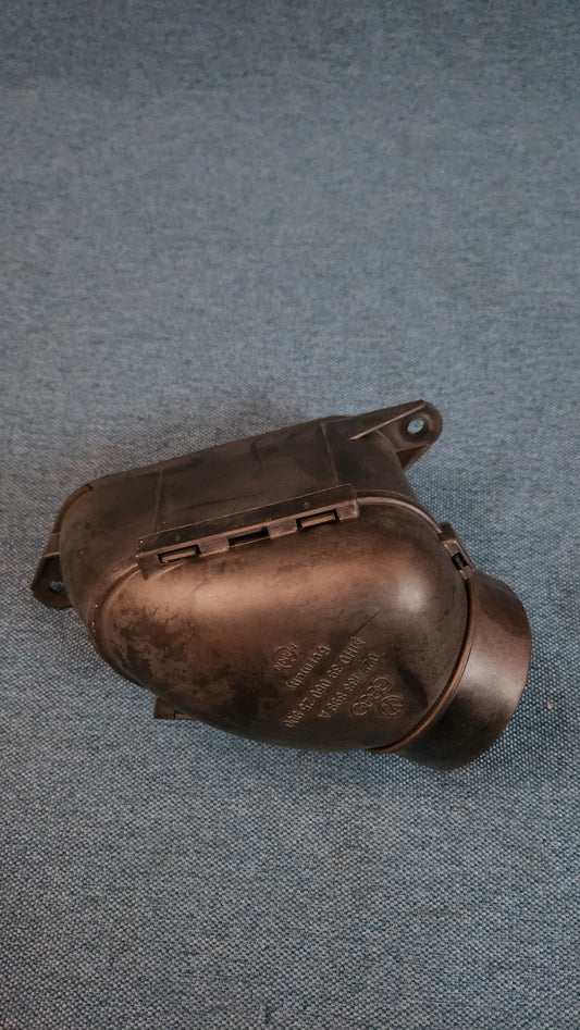 Intake manifold Scirocco 2/Golf/Jetta/1 16V KR 027133899A Nos K5
