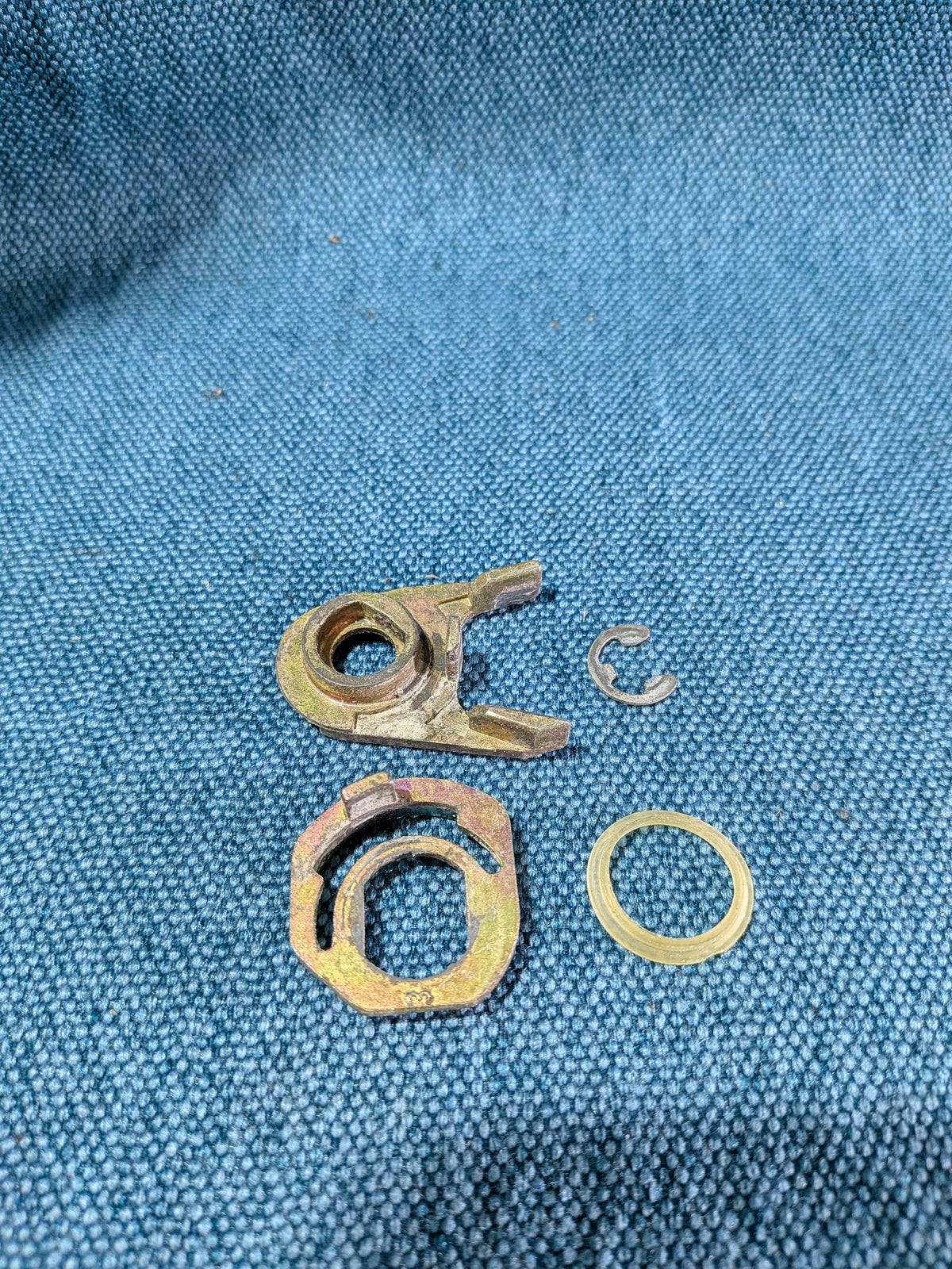 Reparatursatz für Türgriff Passat B3 357898083A NOS B7